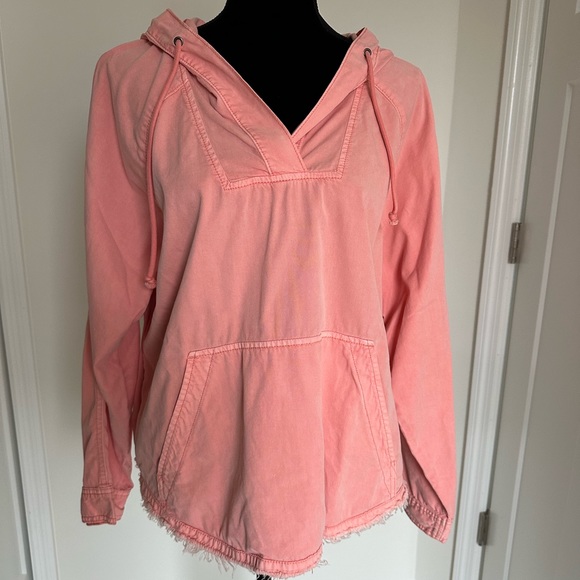 American Eagle Outfitters Tops - Women’s American Eagle Pullover